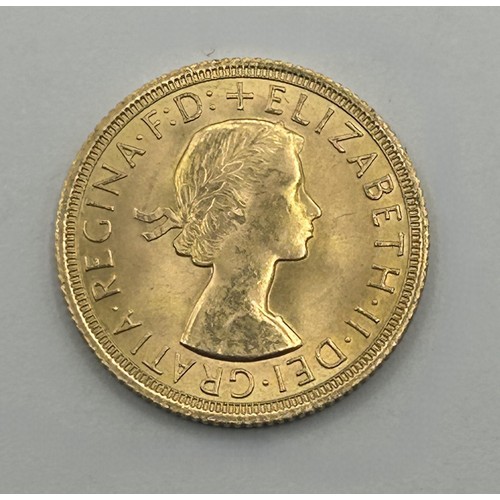 323 - An Elizabeth II sovereign, 1967...