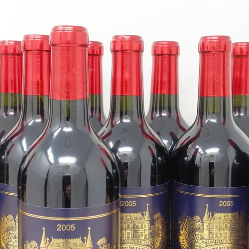 2090 - Twelve bottles of Chateau Palmer, Margaux, Grand Cru Classe, 2005 (12)Provenance: From a West Countr... 