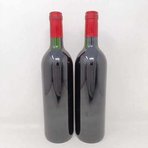 2124 - Two bottles of Chateau Palmer, Margaux, 1986 (2)Provenance: From a West Country House, stored in a t... 