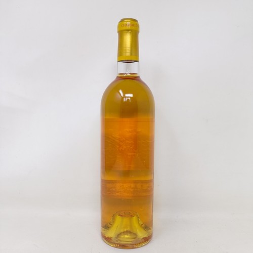 2113 - A bottle of Chateau d'Yquem Sur-Saluces, 1998Provenance: From a West Country House, stored in a temp... 