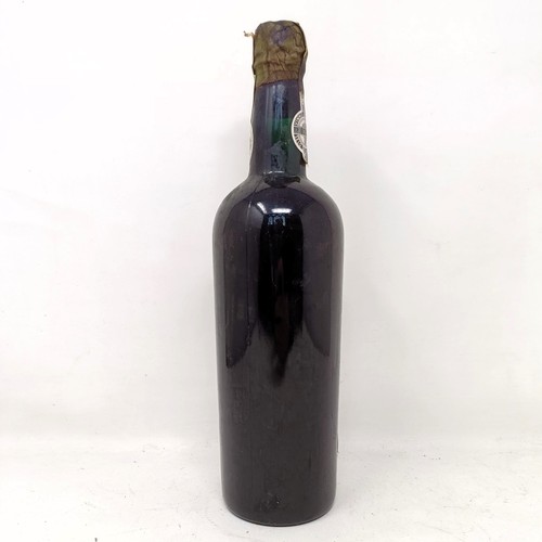 2161 - A bottle of 1967 vintage port, Quinta De Vargellas, bottled in 1970, shipped by Taylor, Fladgate &am... 