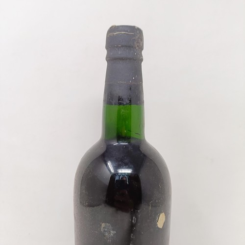 2164 - A bottle of 1963 vintage port, CroftProvenance: From a West Country House, stored in a temperature a... 