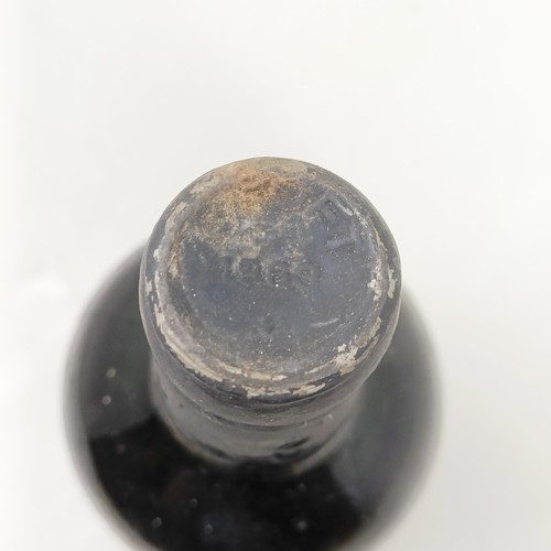 2169 - A bottle of 1963 vintage port, CroftProvenance: From a West Country House, stored in a temperature a... 