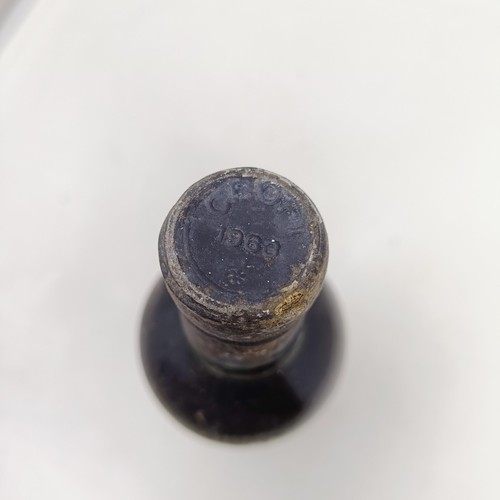 2170 - A bottle of 1963 vintage port, CroftProvenance: From a West Country House, stored in a temperature a... 