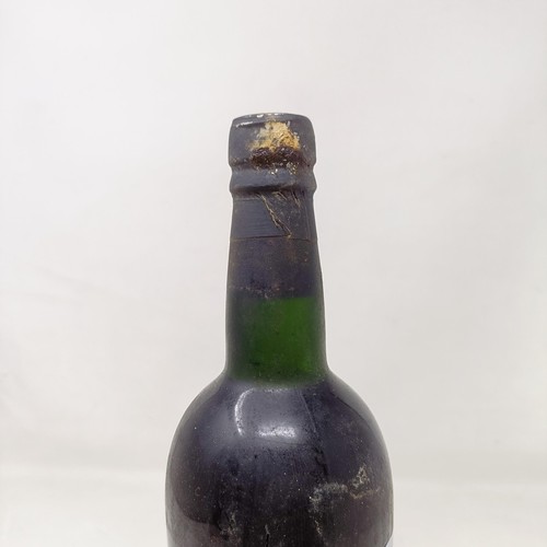 2171 - A bottle of 1963 vintage port, CroftProvenance: From a West Country House, stored in a temperature a... 