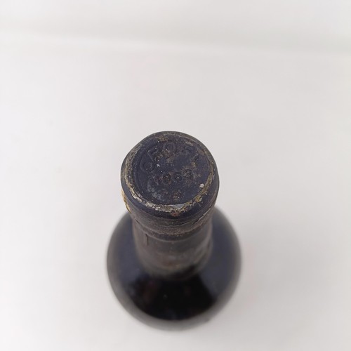 2171 - A bottle of 1963 vintage port, CroftProvenance: From a West Country House, stored in a temperature a... 