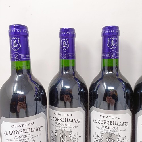 2104 - Six bottles of Chateau La Conseillante, Pomerol, Heritiers Nicolas, 2001 (6)Provenance: From a West ... 