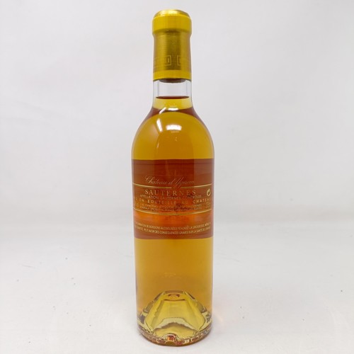 2140 - Twelve half bottles, 37.5 cl, of Chateau d'Yquem Sur-Saluces, Premier Cru Superieur, 2008Provenance:... 