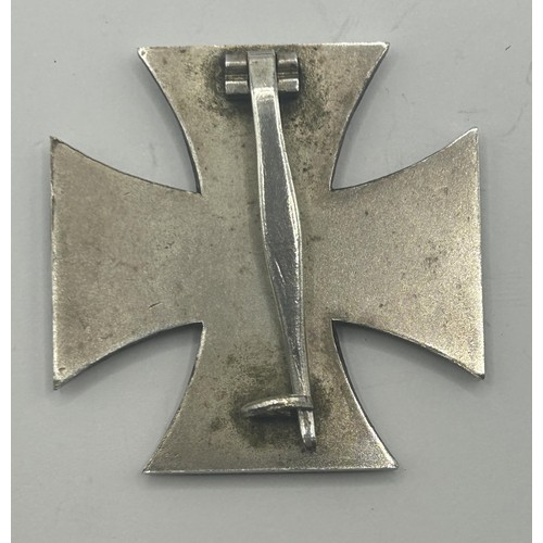 548 - A German World War II Iron Cross Provenance: On Instructions of the Family: Medals and Militaria fro... 