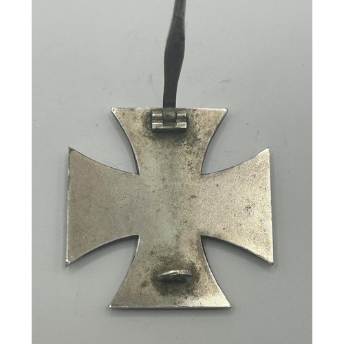 548 - A German World War II Iron Cross Provenance: On Instructions of the Family: Medals and Militaria fro... 