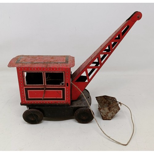 967 - A tinplate model crane, and assorted other play worn toys (box)