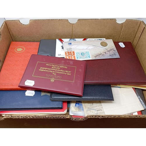 696 - Assorted stamps, mainly GB, assorted postal history and other items (box)