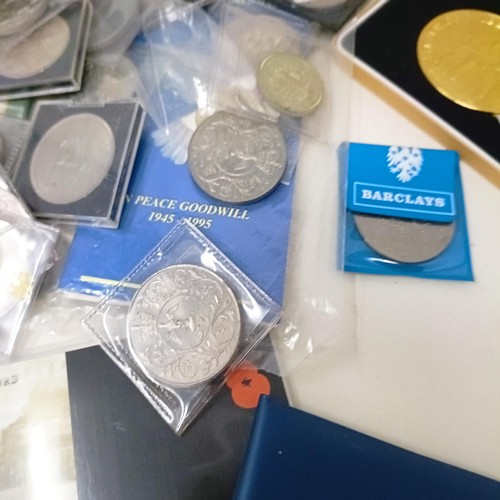 342 - A group of assorted commemorative and other coins...