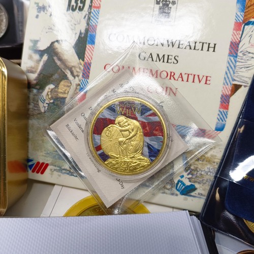 347 - Assorted Royal Mint commemorative coins, other assorted crowns and items...