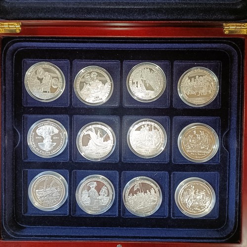 355 - Four sets of modern commemorative crowns, all cased (4)...