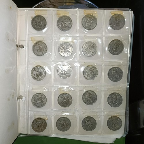 356 - A George V crown, 1935, a Silver Jubilee proof crown, other assorted coins and items (qty)...