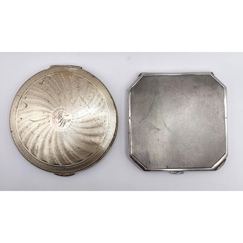 1607 - A silver compact and assorted other items