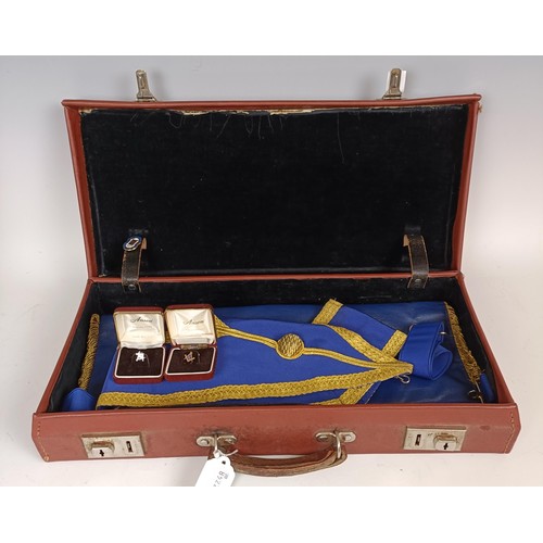 1080 - Assorted Masonic regalia, in five leather cases