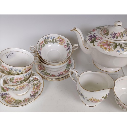 1088 - A Paragon part tea and dinner service, a Spode limited edition plate, a map and a group of cricket r... 