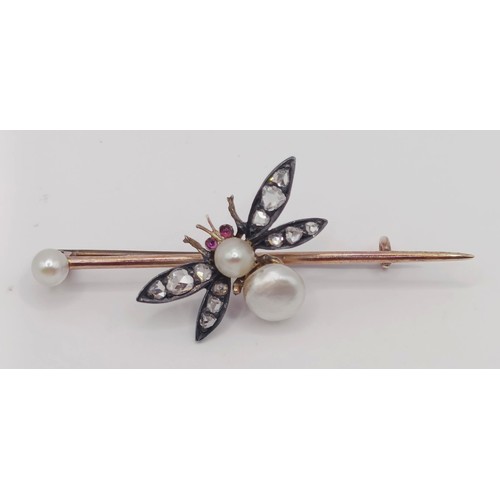 1729 - A cultured pearl and diamond bee bar brooch