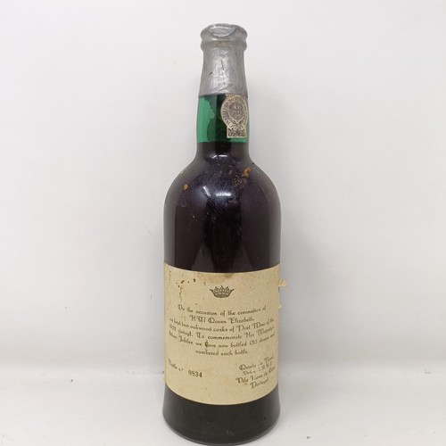 1533 - A bottle of Quinta Do Noval 1952 port, bottled for the Queen's Silver Jubilee in 1977, bottle no 834