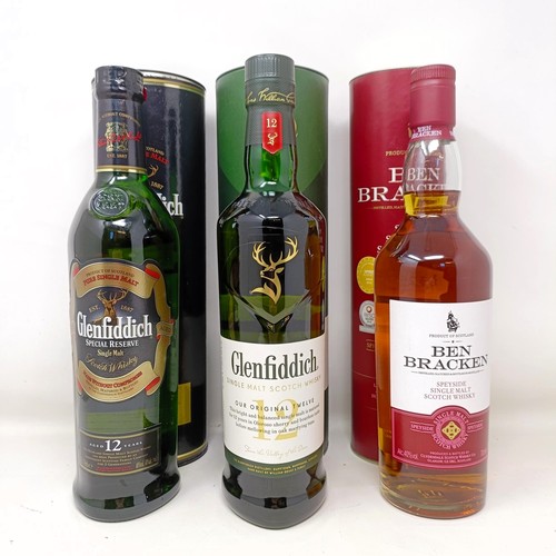 1538 - A bottle of Glenfiddich single malt whisky, 12 years, a bottle of Ben Bracken single malt whisky, an... 