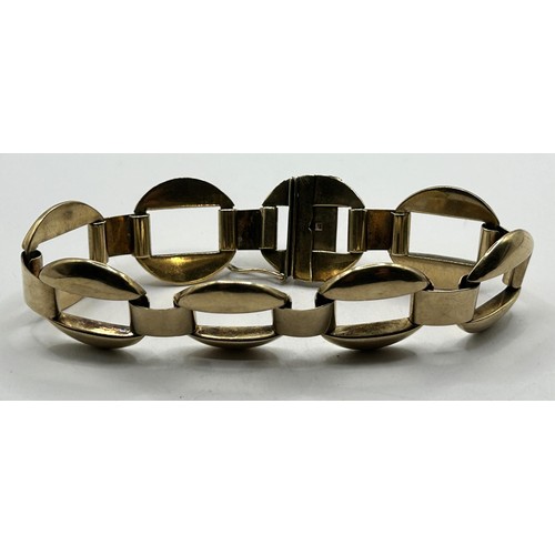 1765 - A 9ct gold bracelet, 20 g