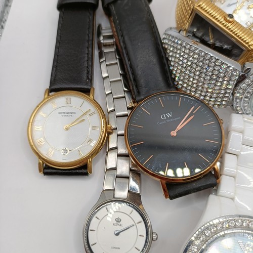 1787 - A group of ladies and gentleman's modern wristwatches