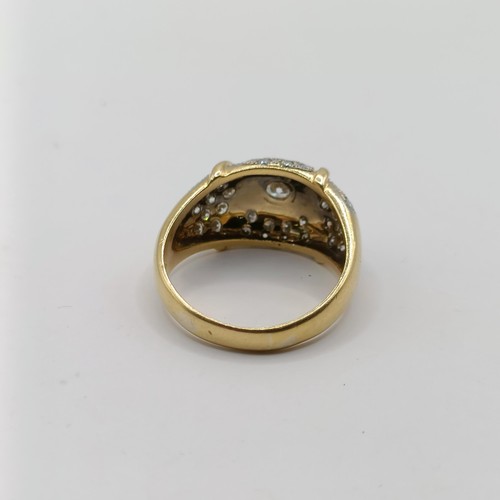 1773 - A gentleman's 18ct gold and diamond ring, ring size W