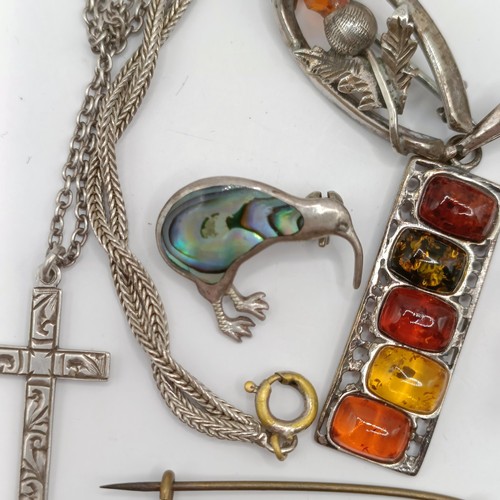 1694 - A silver and amber pendant, and assorted other costume jewellery