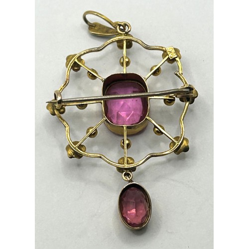 1622 - A 9ct gold, seed pearl and semi-precious stone pendant brooch