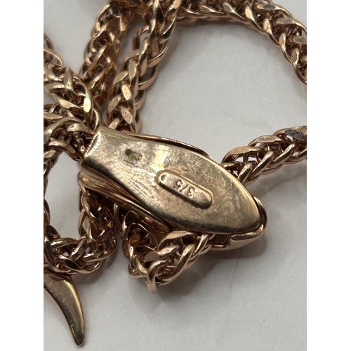 1635 - A 9ct gold snake necklace, 9.3 g