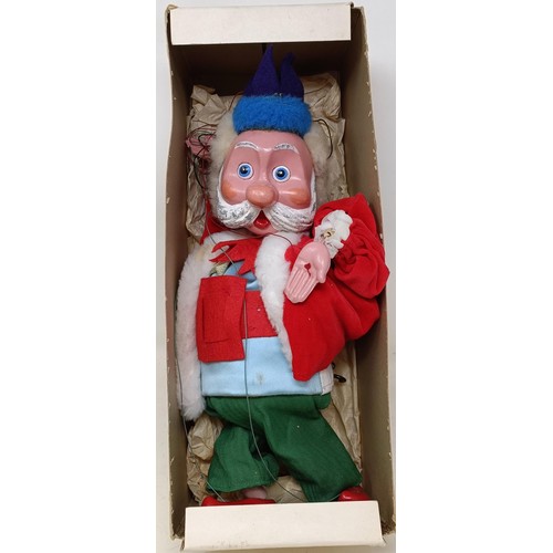 932 - A Pelham Puppet, King, boxed, and an early Pelham Puppet, boxed (2)