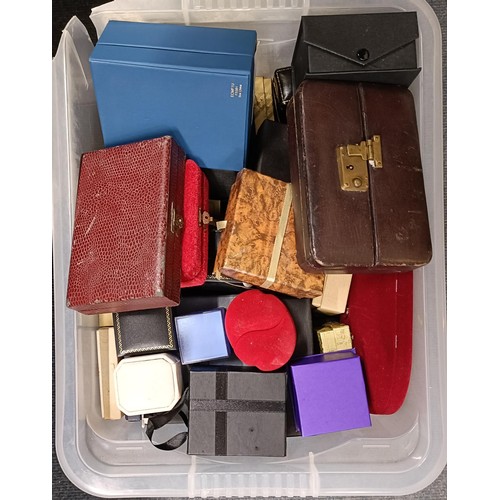 1124 - Assorted jewellery boxes (2 boxes)