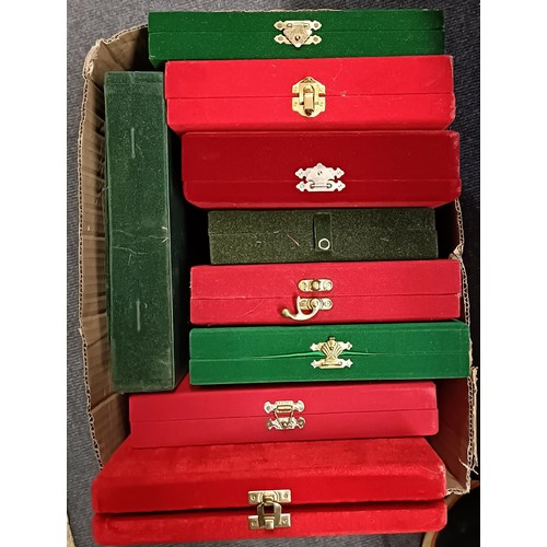 1124 - Assorted jewellery boxes (2 boxes)