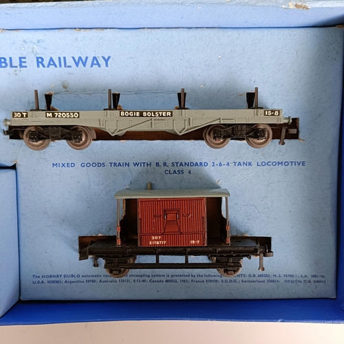 1022 - A Hornby Dublo train set, boxed