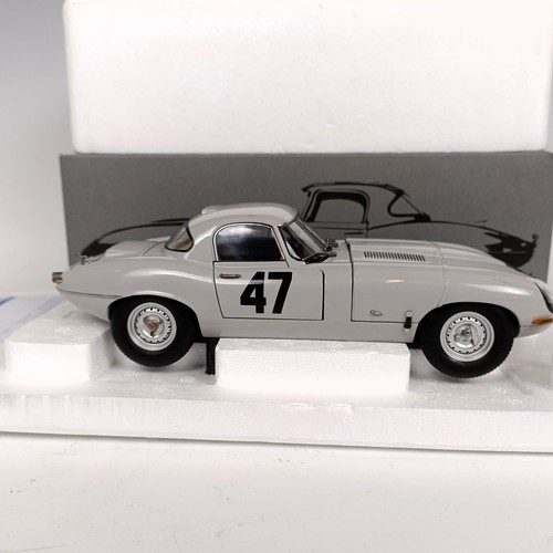 1024 - A Paragon Models 1:18 scale model of a 1963 Jaguar Lightweight E-Type No 1 Coombs 4 WBD, boxed