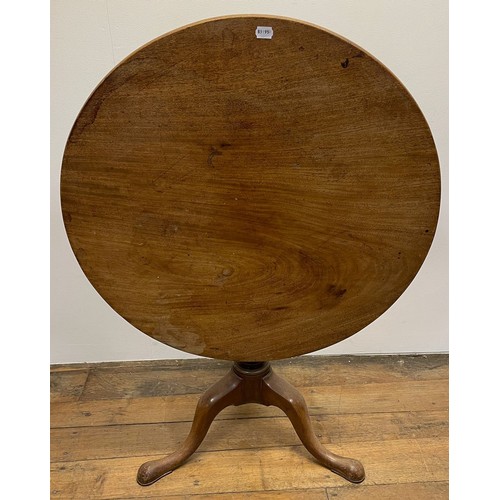 1270 - A George III mahogany tripod table, 84 cm diameter