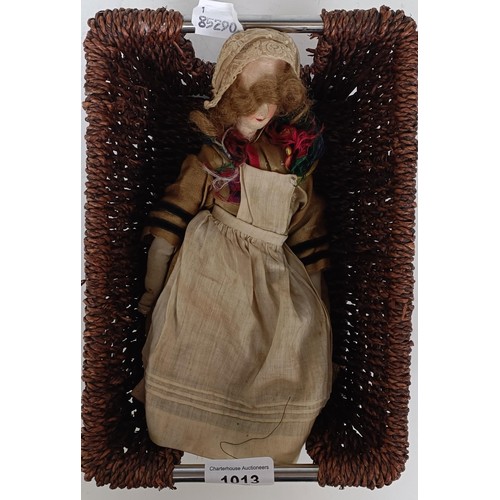 1013 - A vintage felt doll, 20 cmProvenance:  Sold on behalf of the SNCB Society