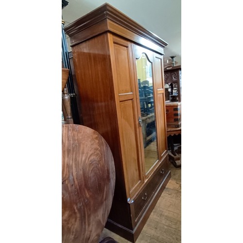 1319 - A mahogany dressing table, having three drawers, 97 cm wide, a mahogany tilt top table on a column s... 