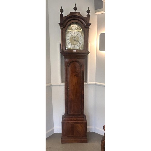 1246 - A longcase clock, the 27 cm arched square brass dial signed Robt Hodgkin, London, with a silvered ch... 