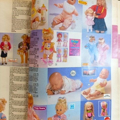 1194 - A rare and scarce to find Argos catalogue, for the Autumn/Winter of 1991, 362 pages featuring a vast... 