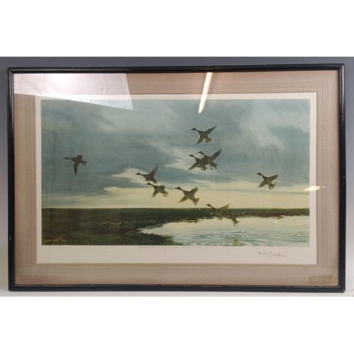 224 - Peter Scott, Geese in Flight, print, signed in pencil, 40 x 54 cm, another, 36 x 57 cm (2)