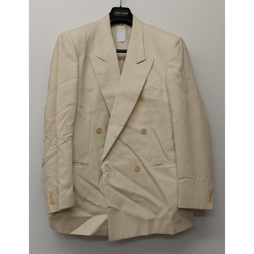 120 - A tuxedo, an evening suit, a cream jacket and a pair of trousers (4)