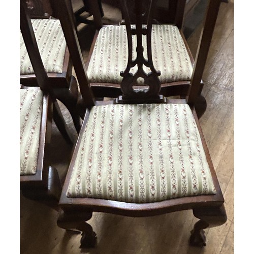 846 - A set of four Chippendale style mahogany dining chairs (4)