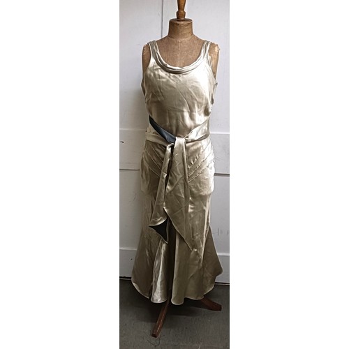 42 - A satin evening gown, with a bodice (box) Provenance:  A single owner collection, from the studio of... 