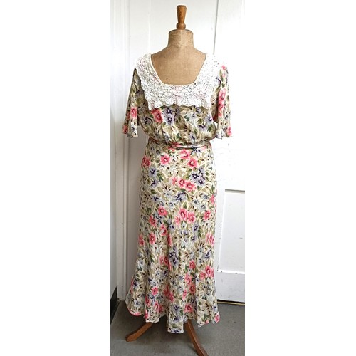 56 - A vintage summer dress and assorted other women's fashion (7) Provenance:  A single owner collection... 