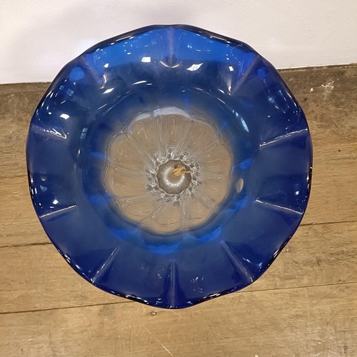 427 - A blue and clear Art glass vase, 27 cm diameter