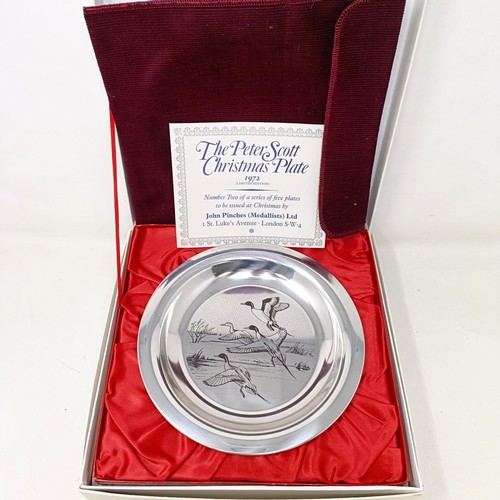 441 - A Sir Peter Scott silver collectors Christmas plate, London 1972, 6.1 ozt, boxed with a certificateP... 