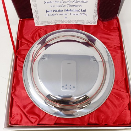 441 - A Sir Peter Scott silver collectors Christmas plate, London 1972, 6.1 ozt, boxed with a certificateP... 